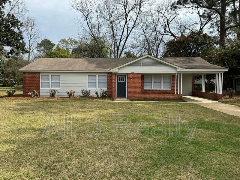 990 Parkwood Drive Montgomery, AL 36109 | All 3 Realty